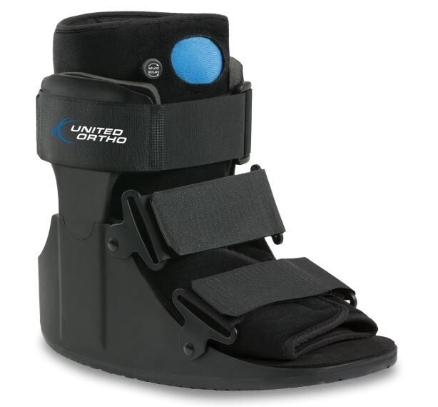 United Ortho Short Air Cam Walker Fracture Boot Black Mens 11.5-13.5, Women 12.5
