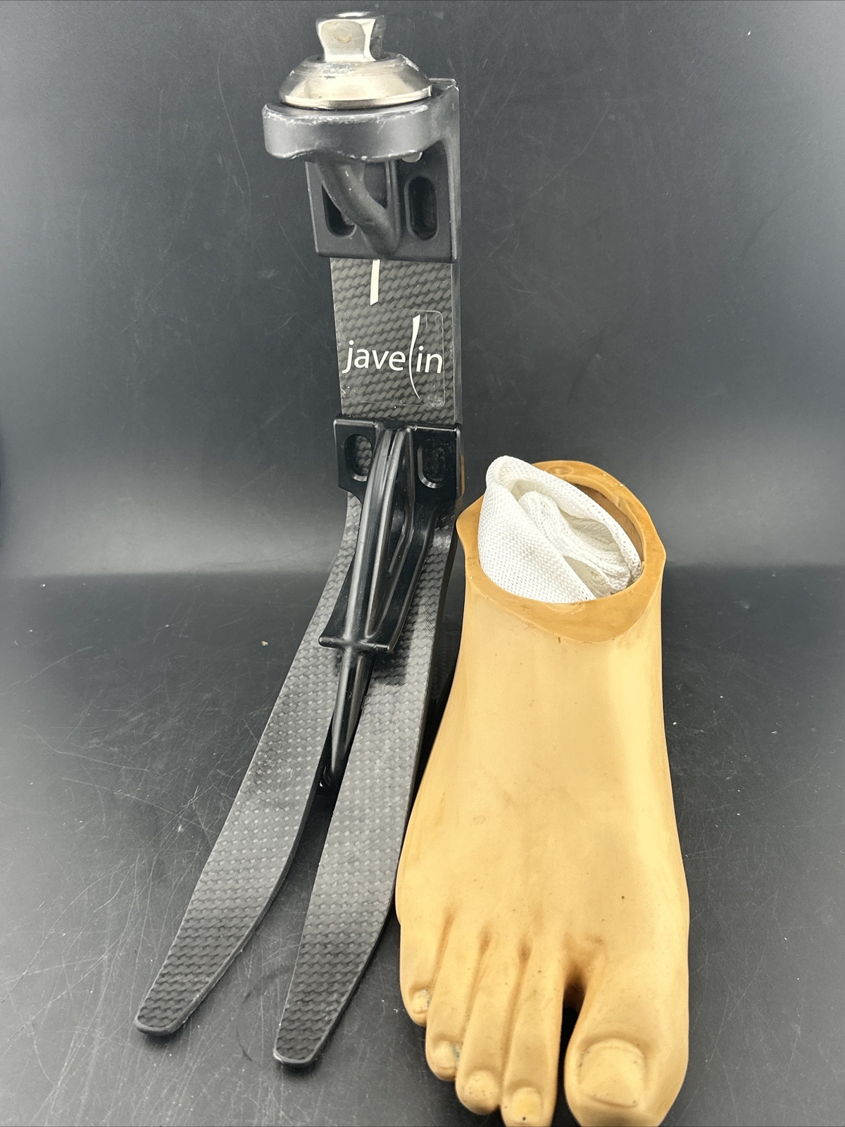 endolite blatchford javelin prosthetic foot. size 25. Category 2