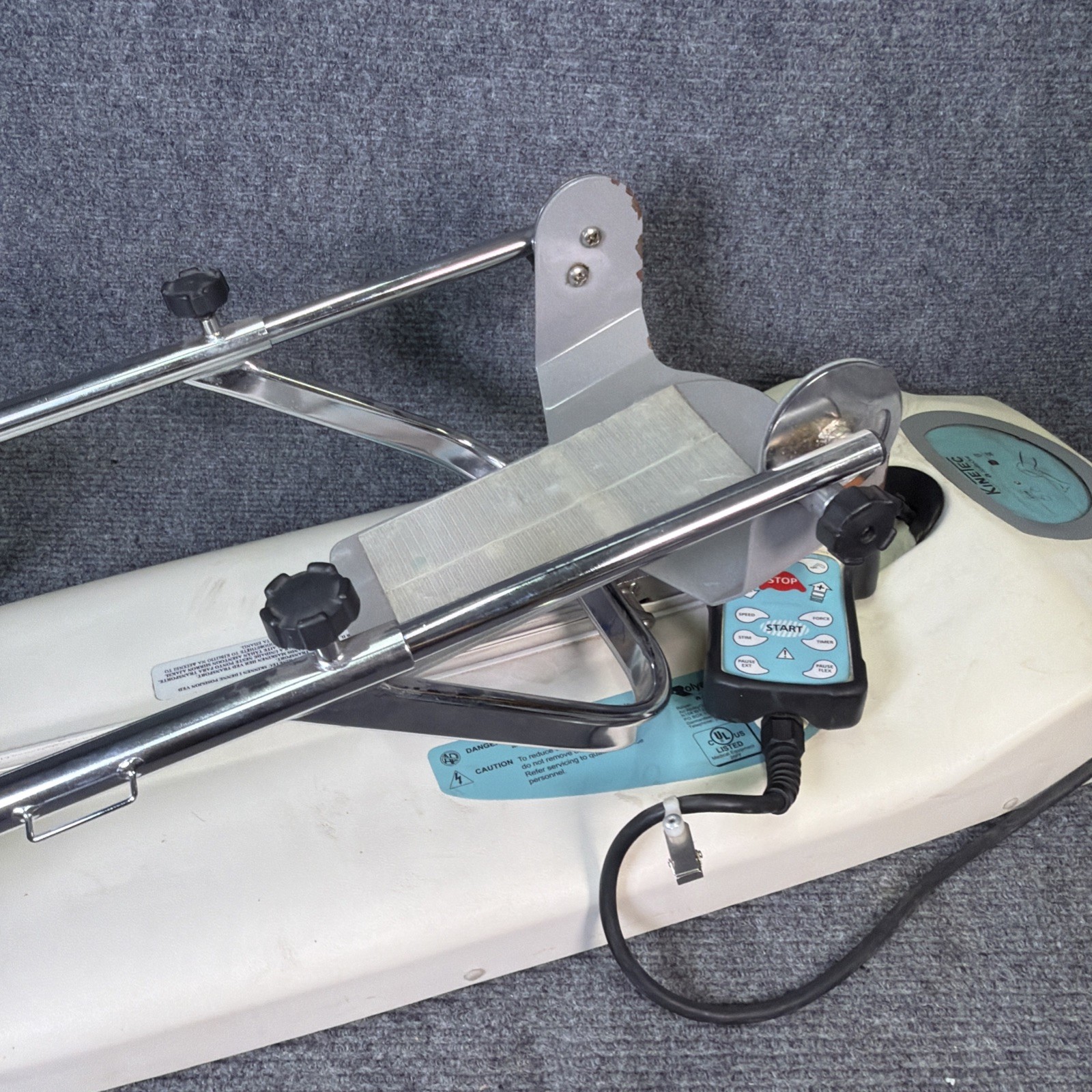 Kinetic Optima Knee Positioner Powers On For Parts Or Repair