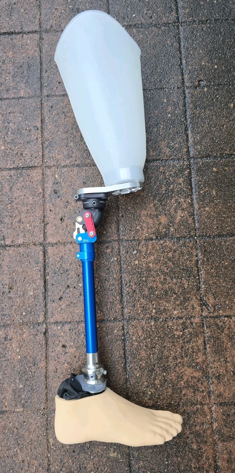 Fillauer Prosthetic Above The Knee Right Leg K2 Foot