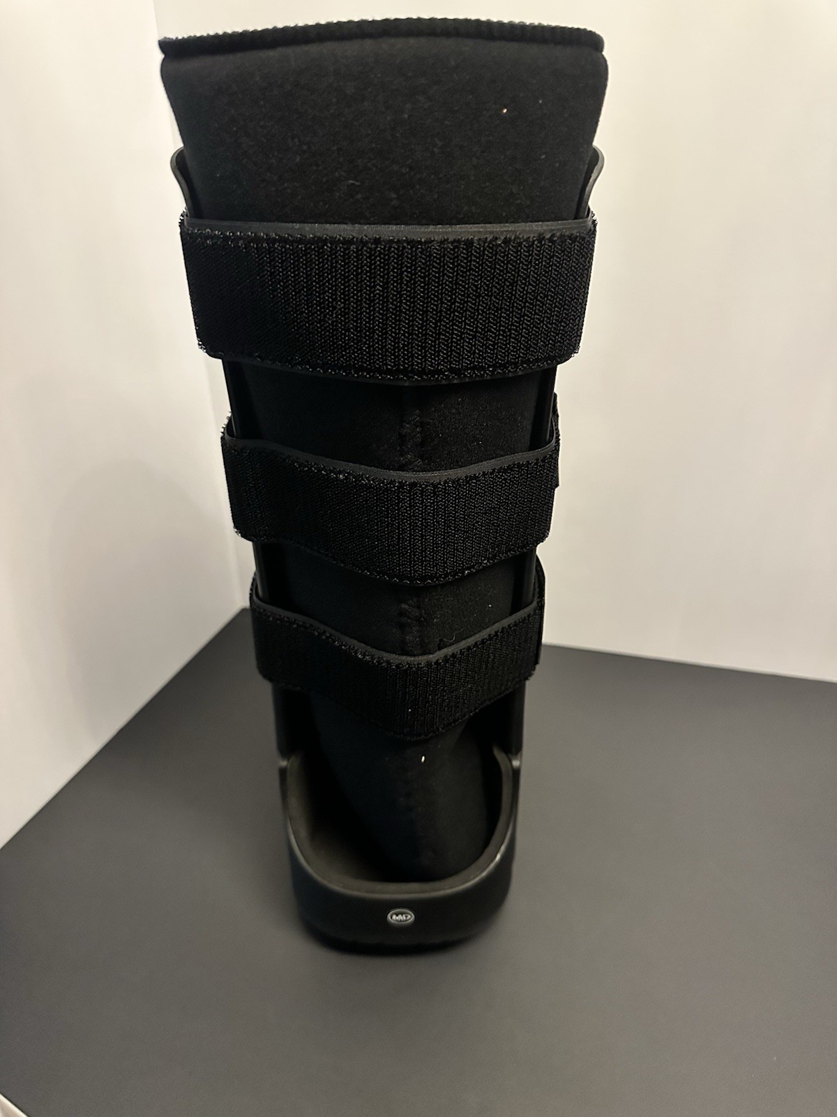 New united ortho cam walker fracture boot Medium See Size Chart Pic