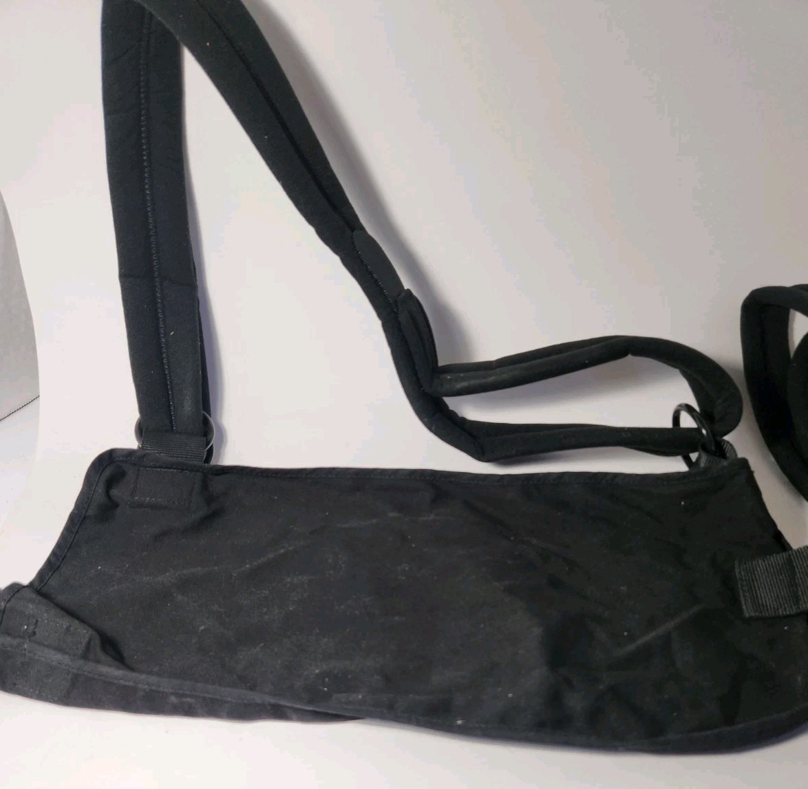 Adjustable Arm Sling. Support Brace Black Used but good but good condition