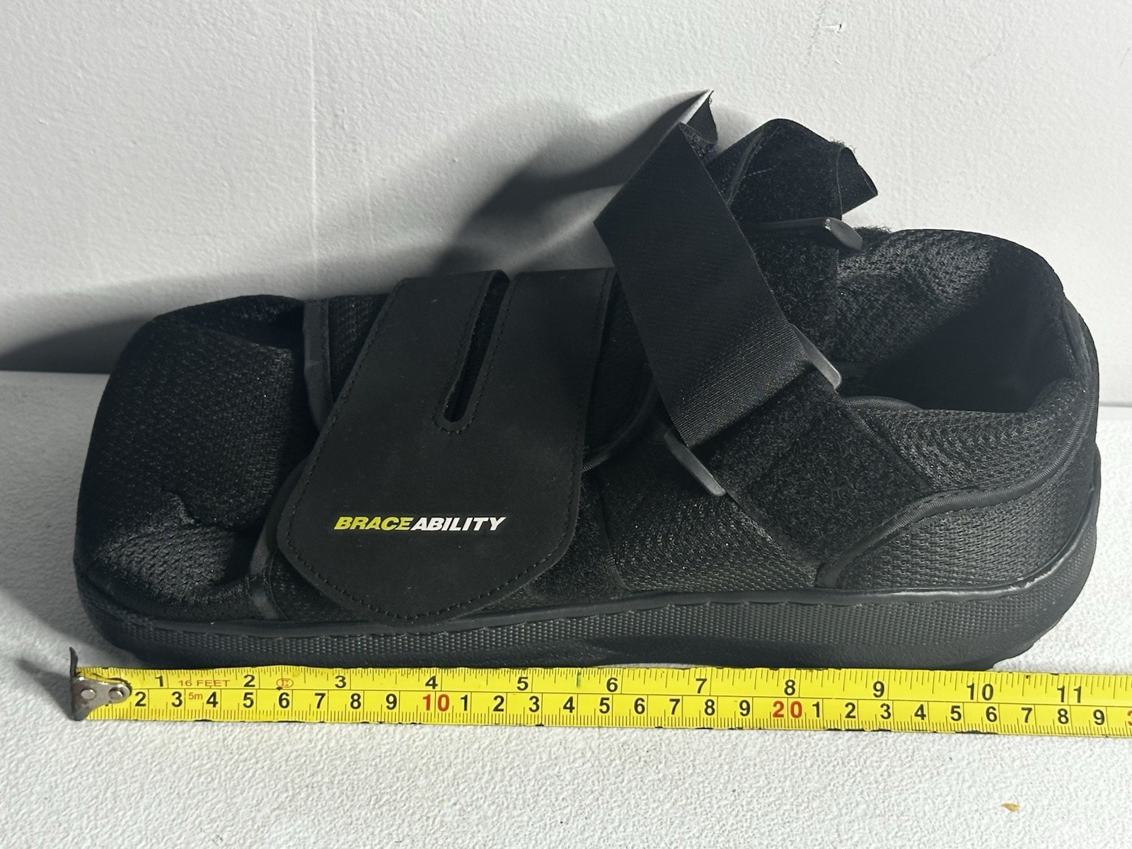 Braceability Closed Toe Medical Walking Shoe – Lightweight Broken Toe Cast Boot