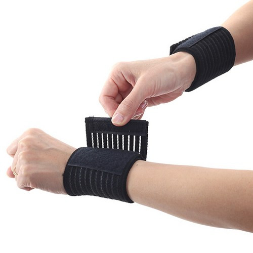 The Dream hook and loop closure Type Wrist Protector, Black Color, 1EA