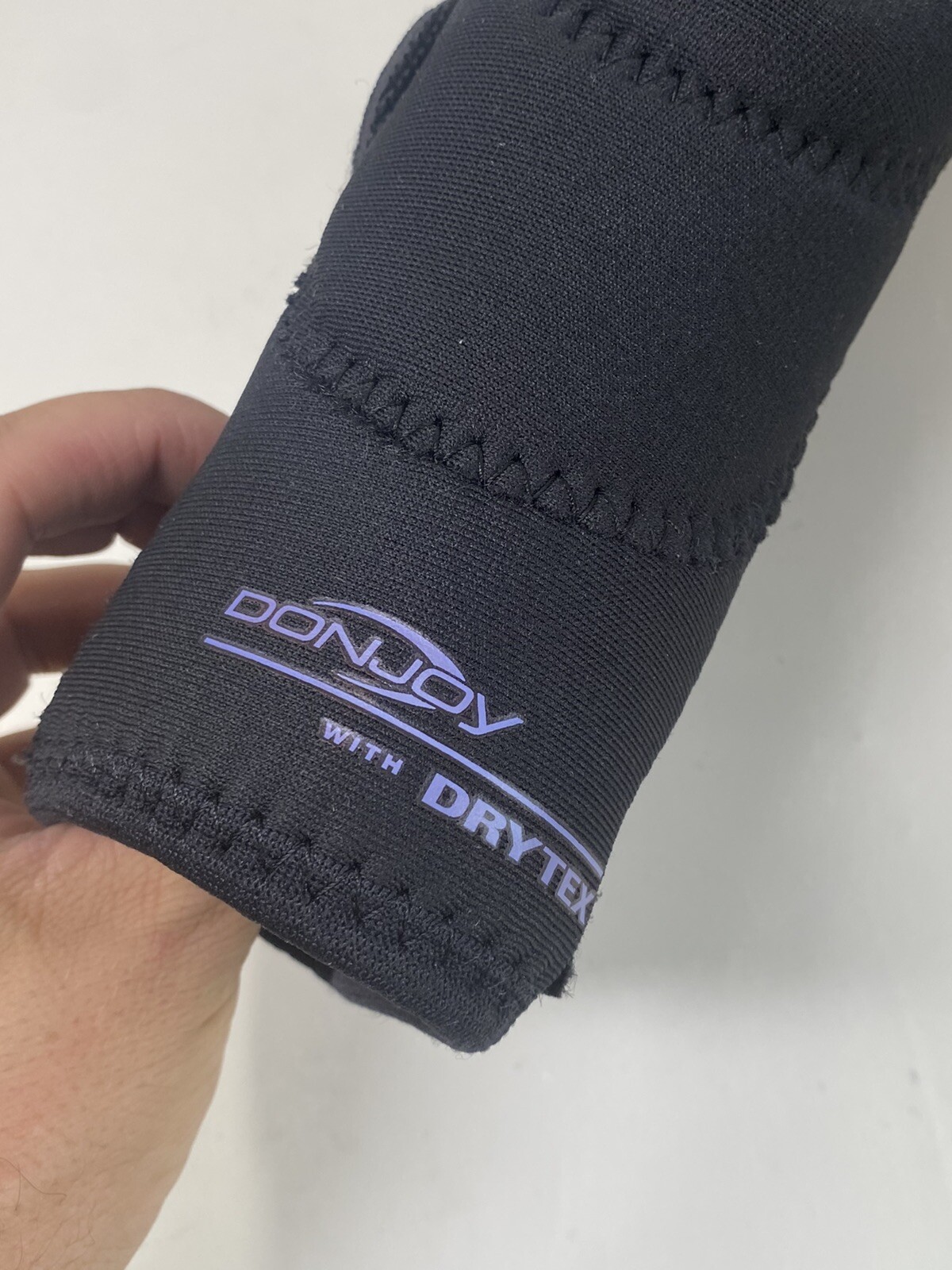 DonJoy Lateral J Patella Knee Support Brace w/ Hinge Drytex Left Leg Sz XS