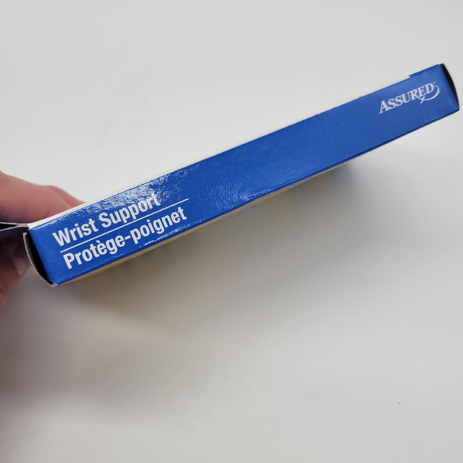 ADJUSTABLE WRIST SUPPORT WITH THUMB LOOP UNISEX WRIST SUPPORT BY ASSURED NEW
