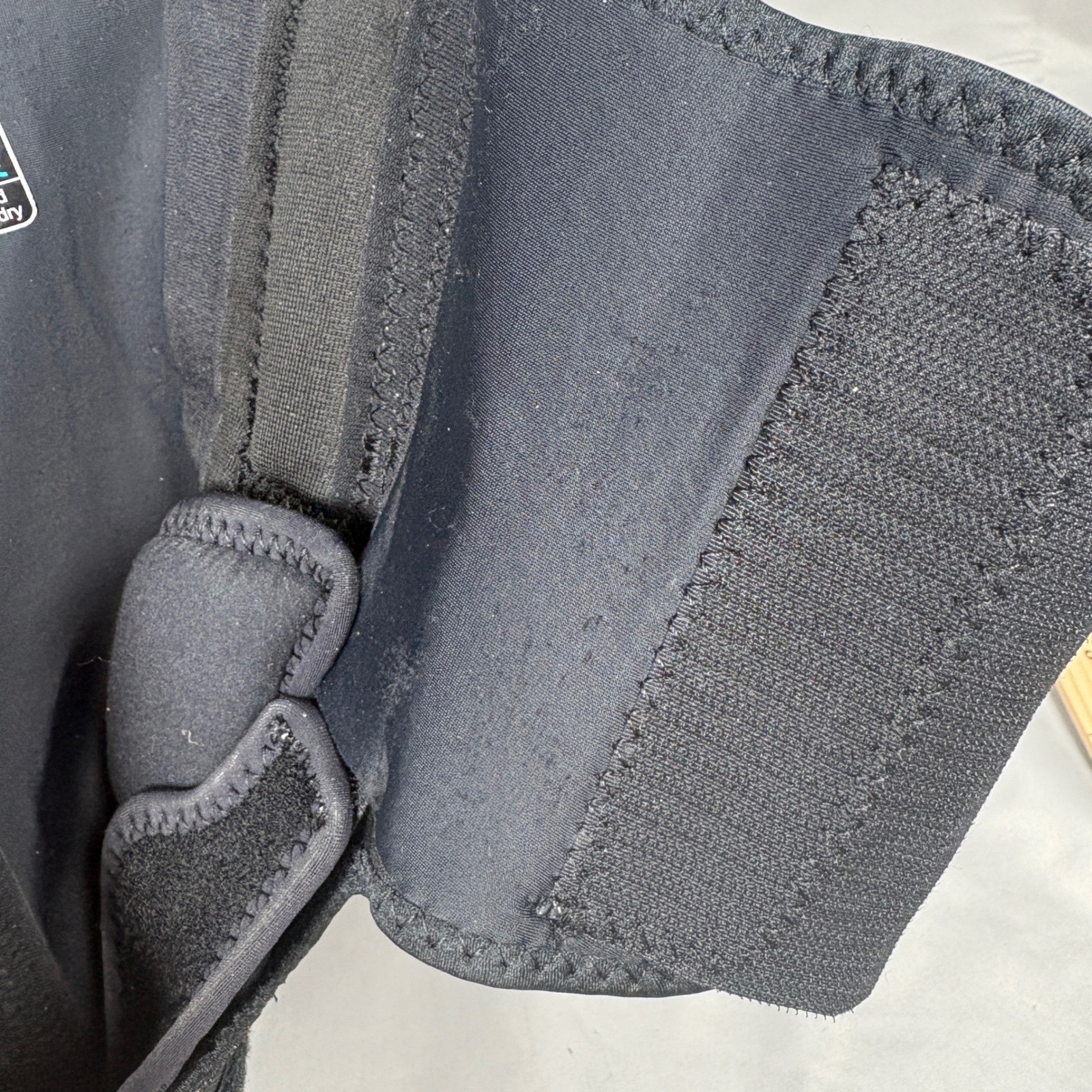 Hely & Weber Global Hinged Knee Brace Black Size Medium Support EUC