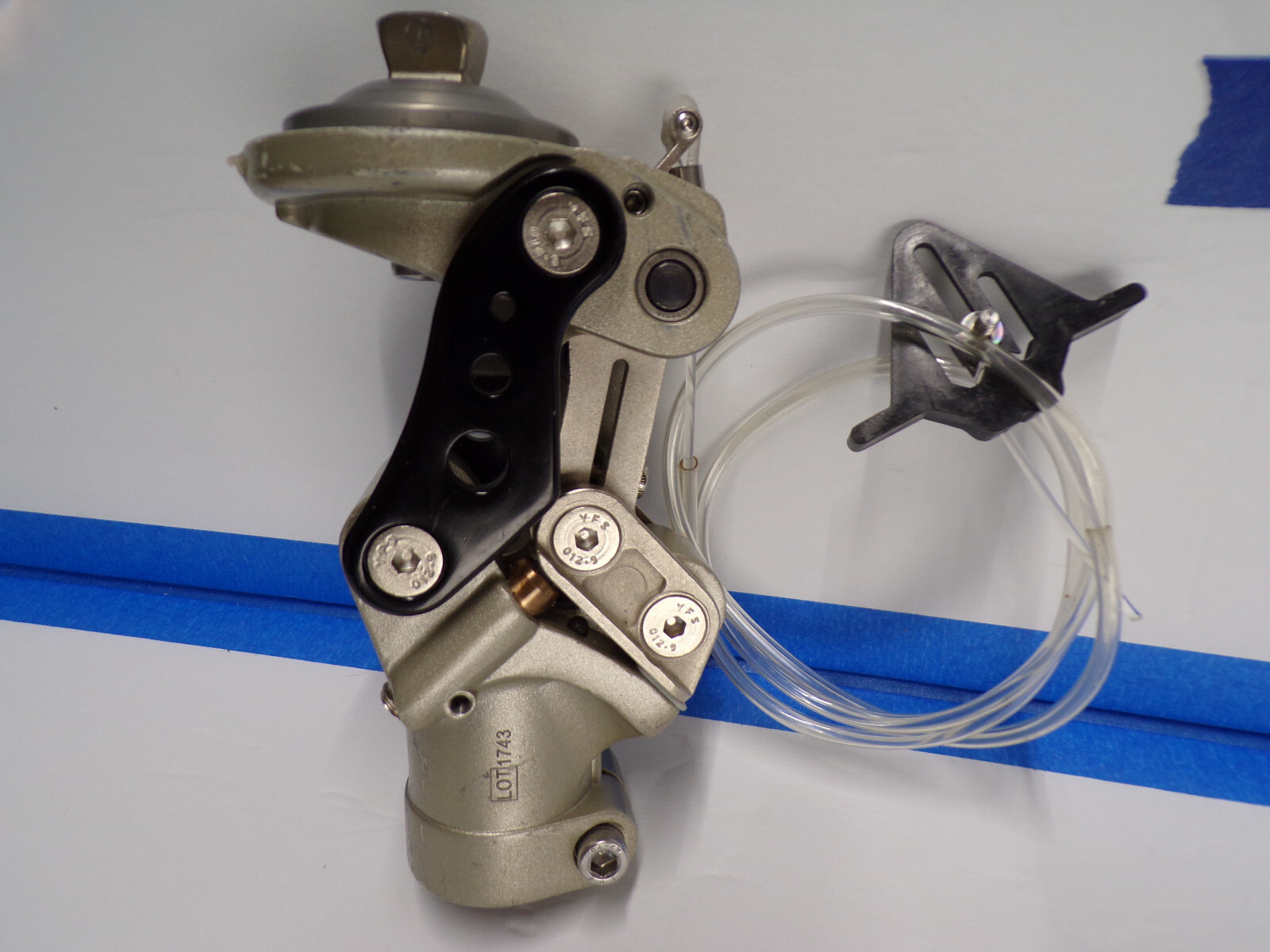 Prosthetic Knee Mechanical with Manual Lock 5 Bar