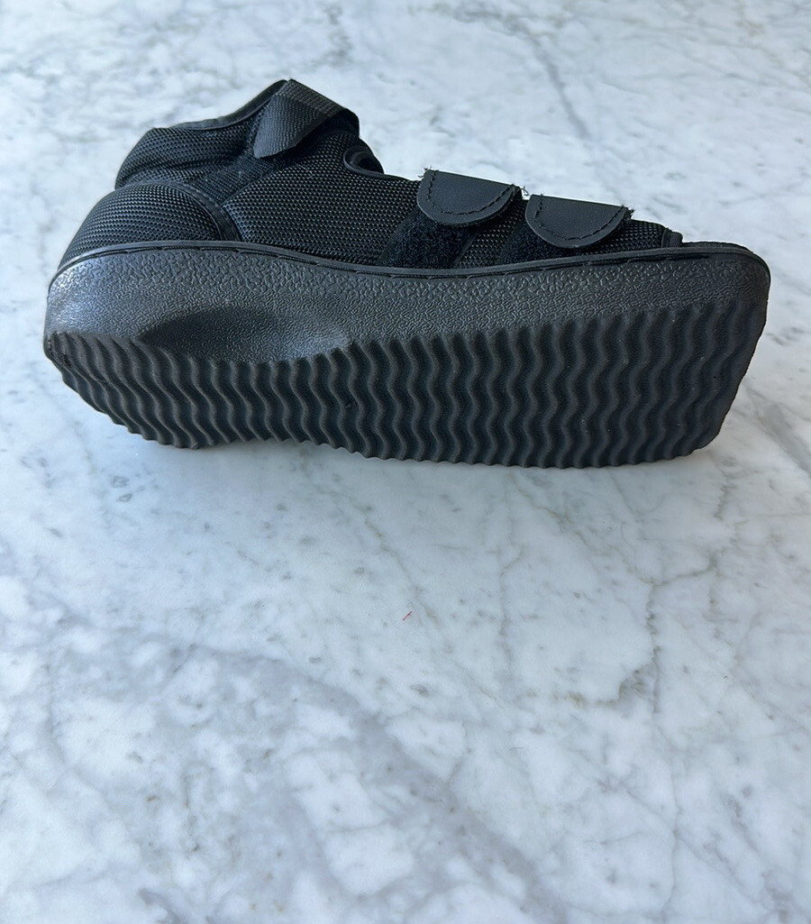Procare Squared Toe Post Op Shoe Small – Mens 5.5-7, Womens 6.5-8