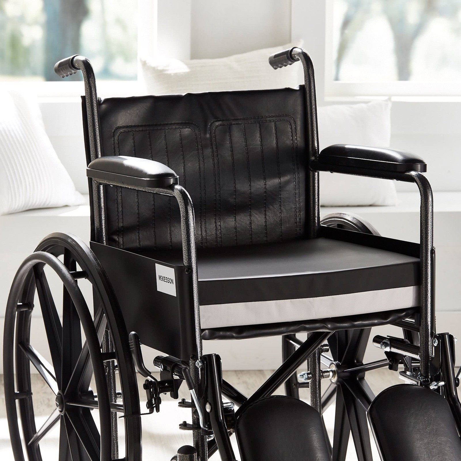 McKesson Seat Cushion for 18 W X 16 L X 3 D Inch ( 1 ct), Black / White