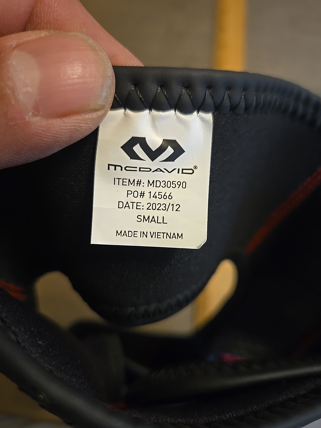 Mcdavid Knee Braces Model# MD30590 Spring Hinge Size Small See All Pics & Descr