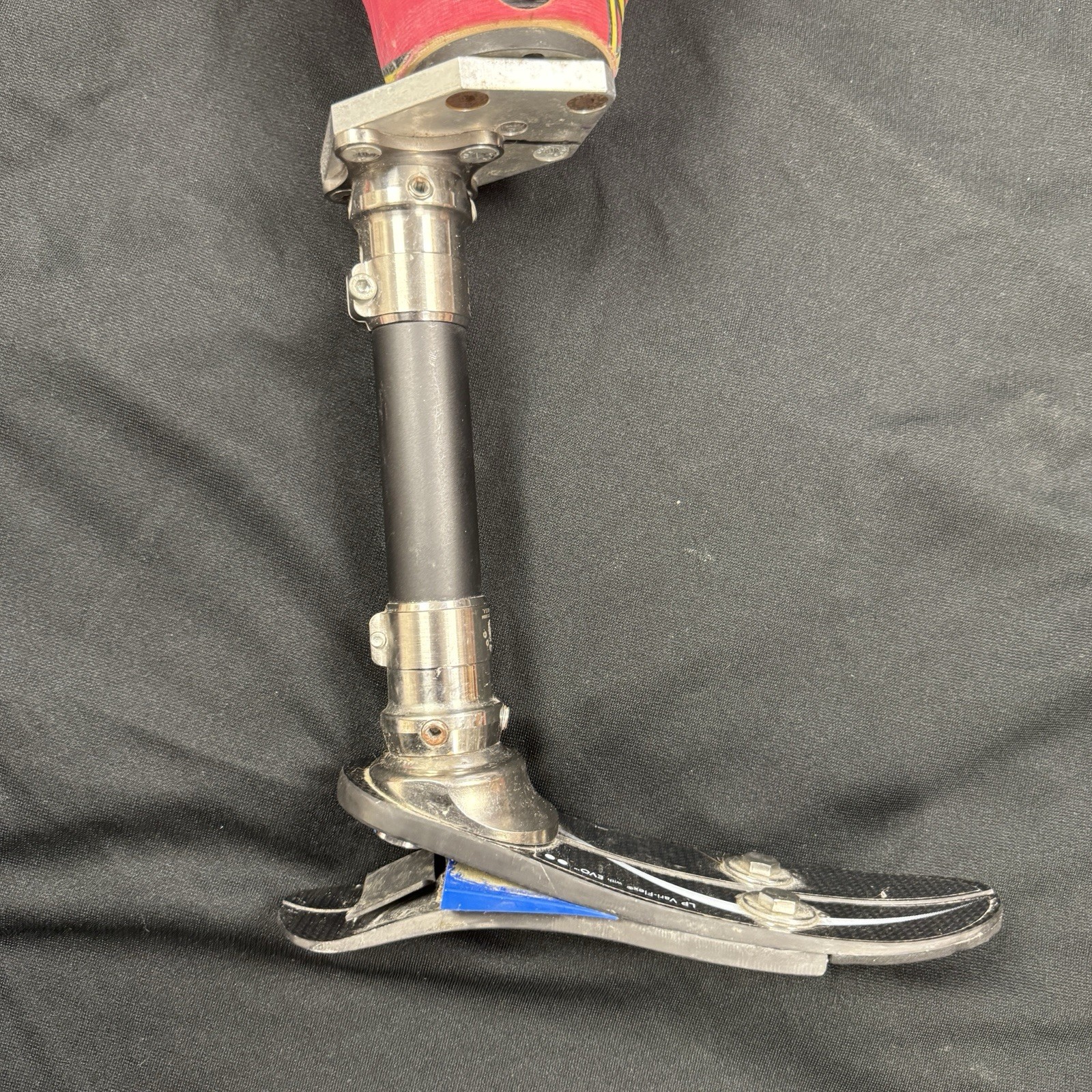 Prosthetic Leg LEFT – Below the Knee (Transtibial) Ossur Carbon Fiber Left Foot