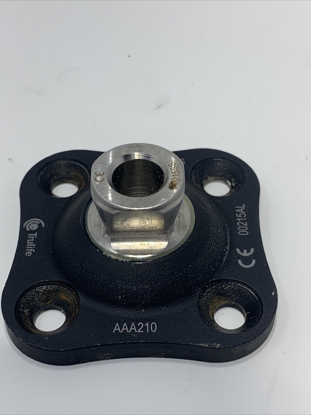 trulife AAA210 4 hole Pyramid Adapter. Black prosthetic Part Plate Component￼