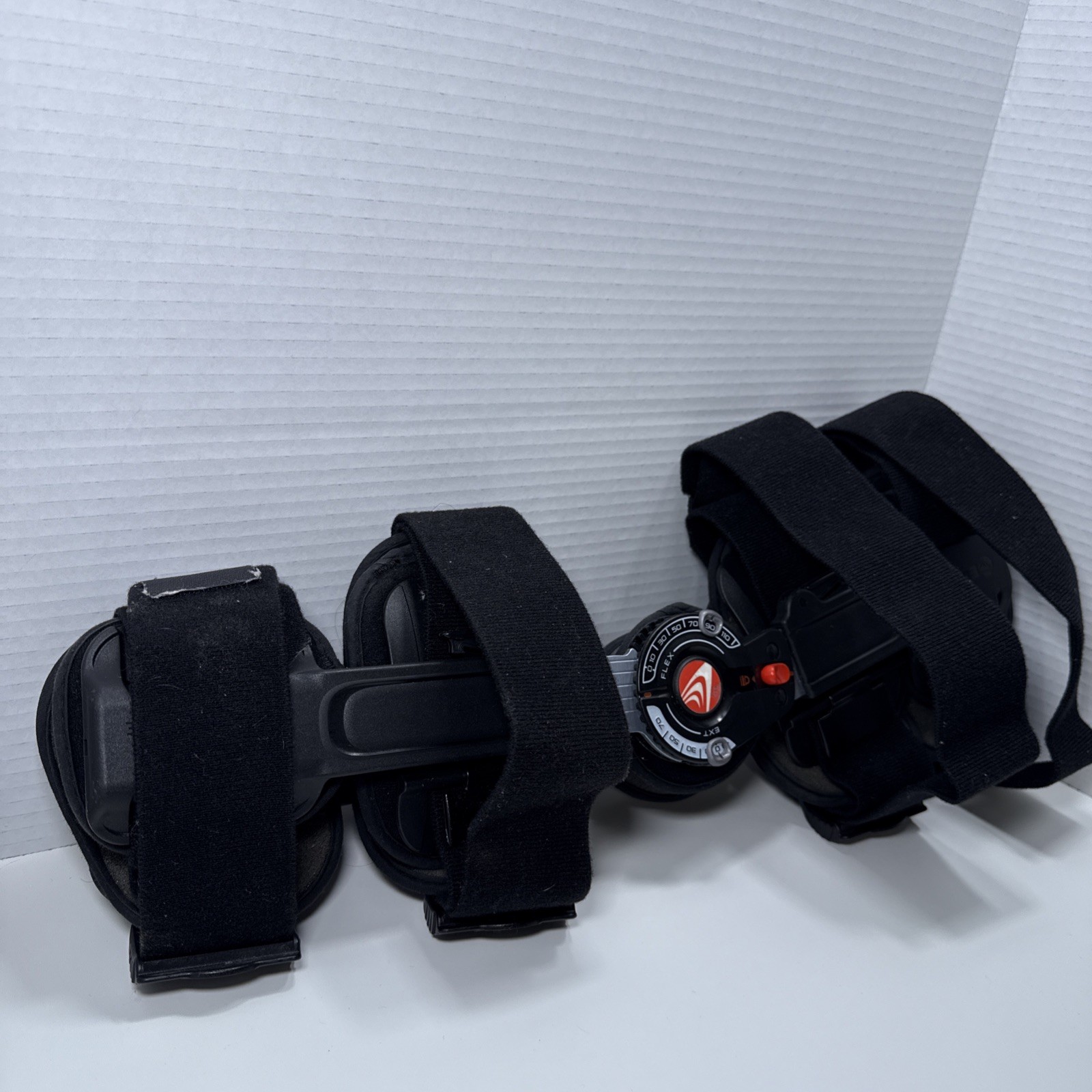 BREG T-Scope Knee Brace Premier Post-Op Hinged Adjustable Right Or Left One Size