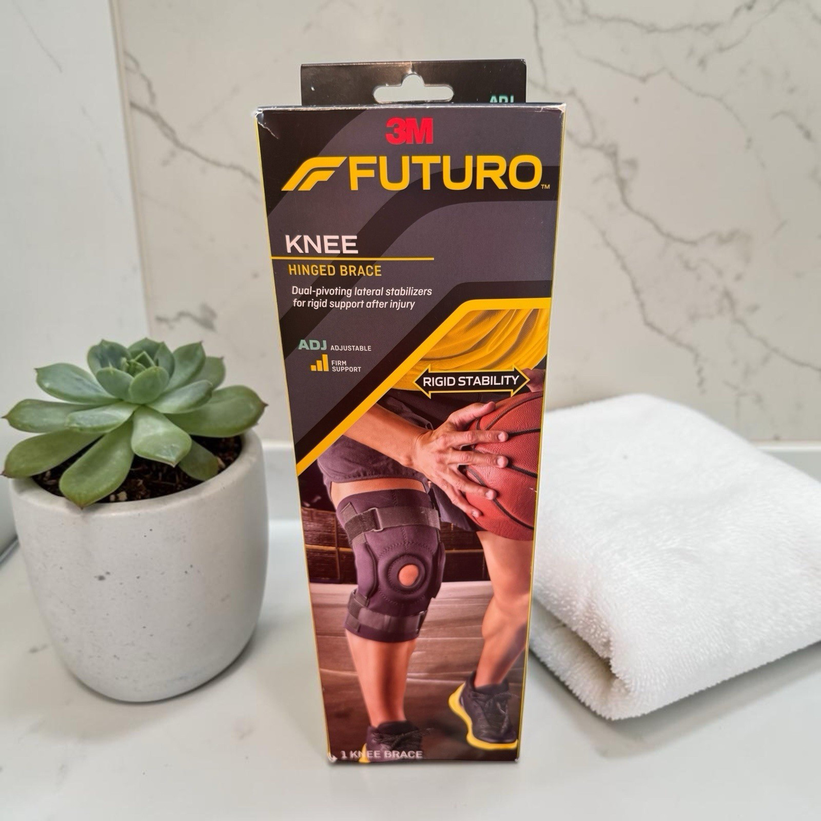 3M FUTURO Adjustable Hinged Knee Brace Firm Support EPOC Box Included