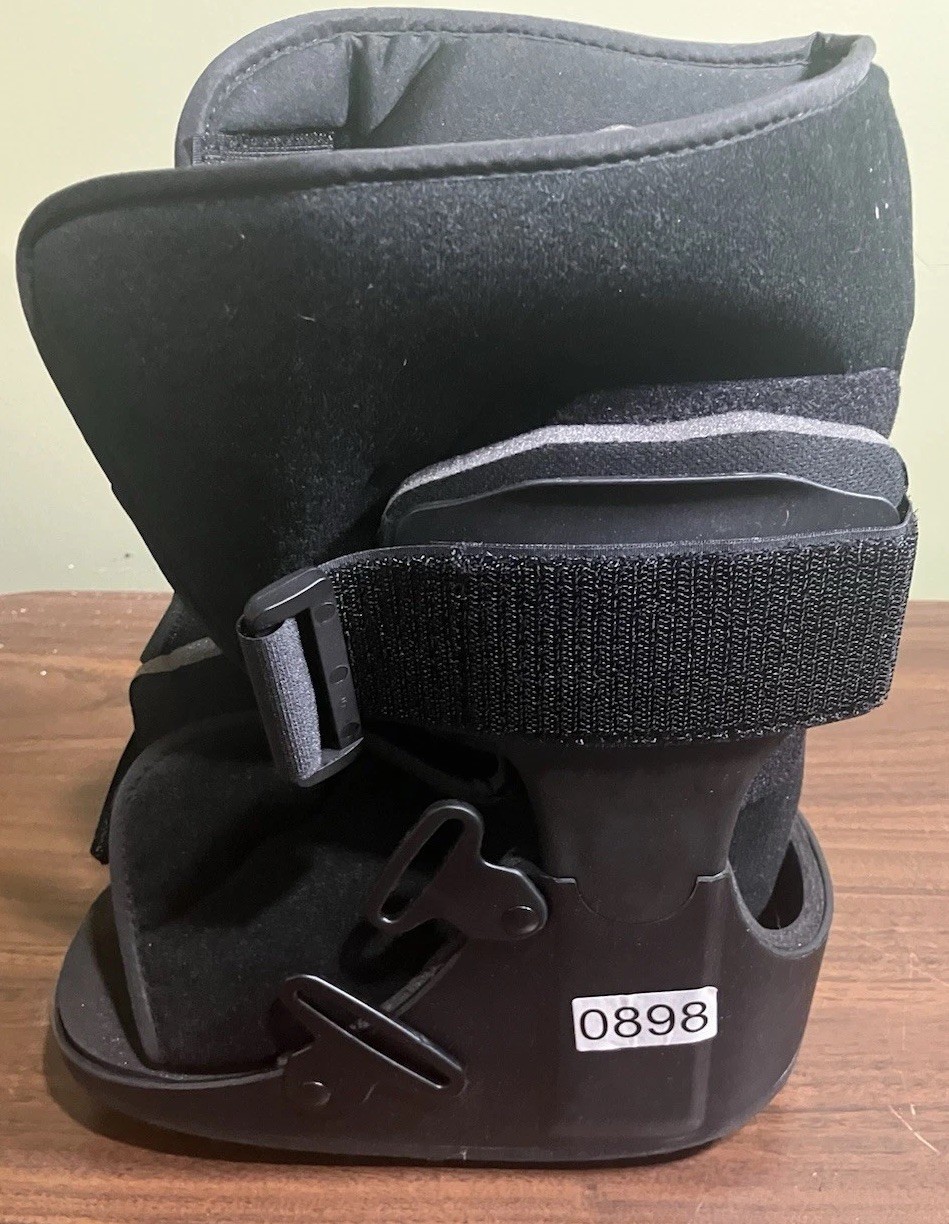 New United Ortho air Walker Fracture Medical Boot size XS
