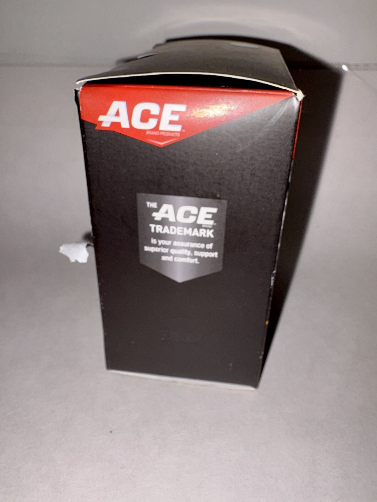 Ace Knee Compression Support Size S/M Provides Compression And Heat Retention