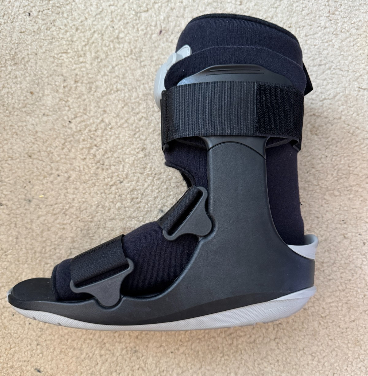 Ovation Medical Gen 2 Short Pneumatic Walking Boot – Size L , Lightweight Unisex
