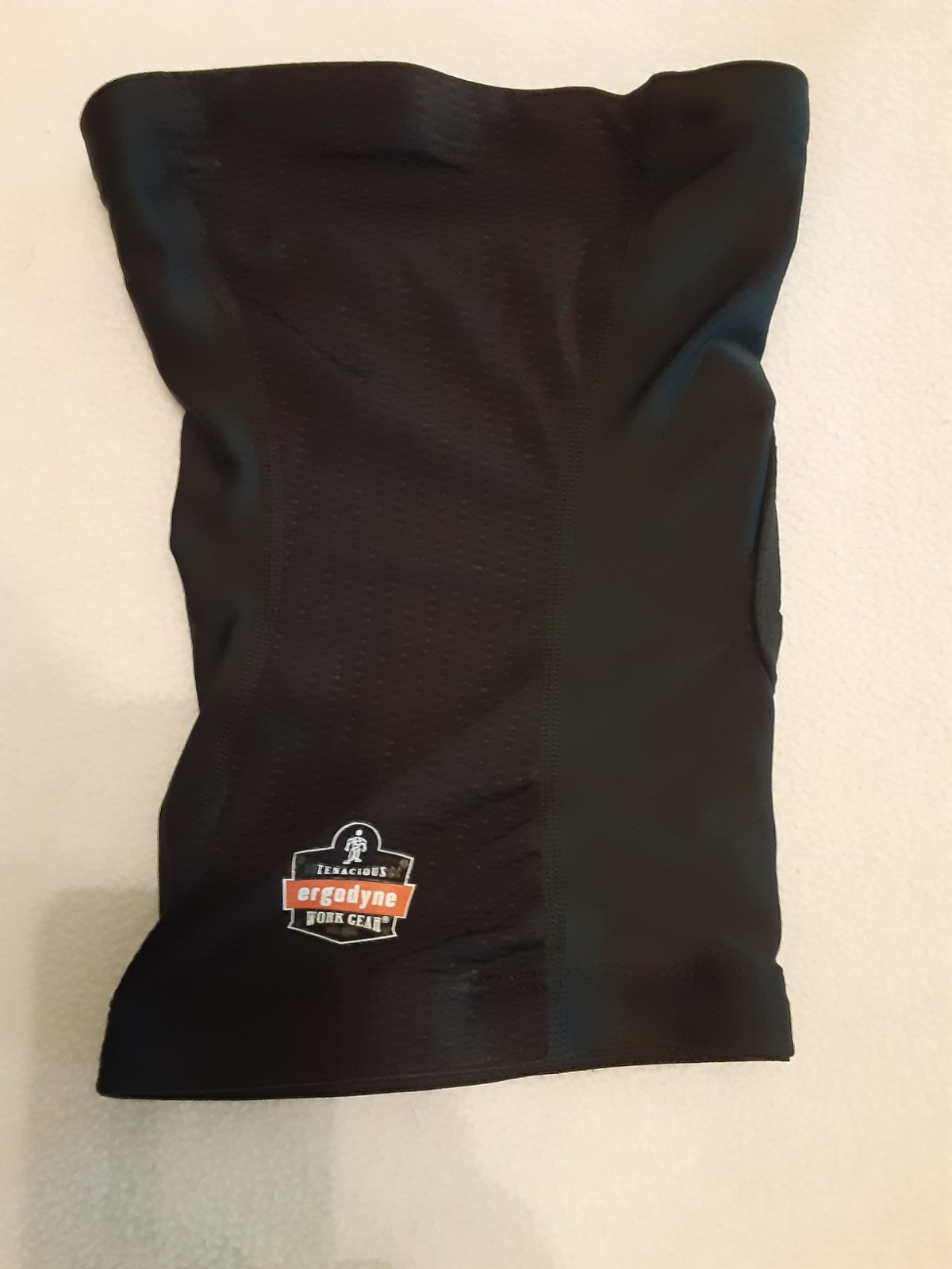 LIGHTWEIGHT KNEE SLEEVE WITH PAD