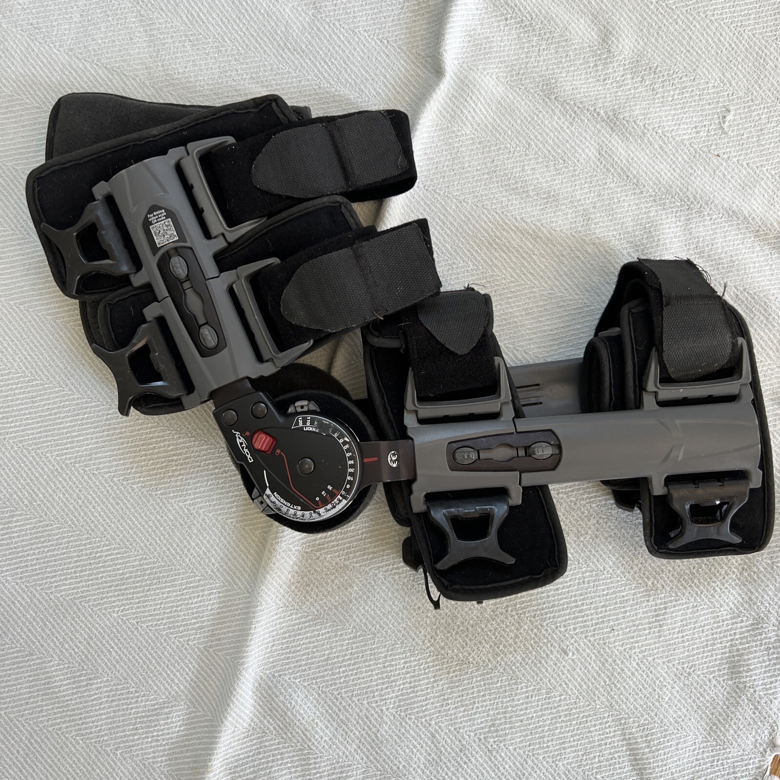DonJoy Range Of Motion Black Knee Brace Rehab No Size Found