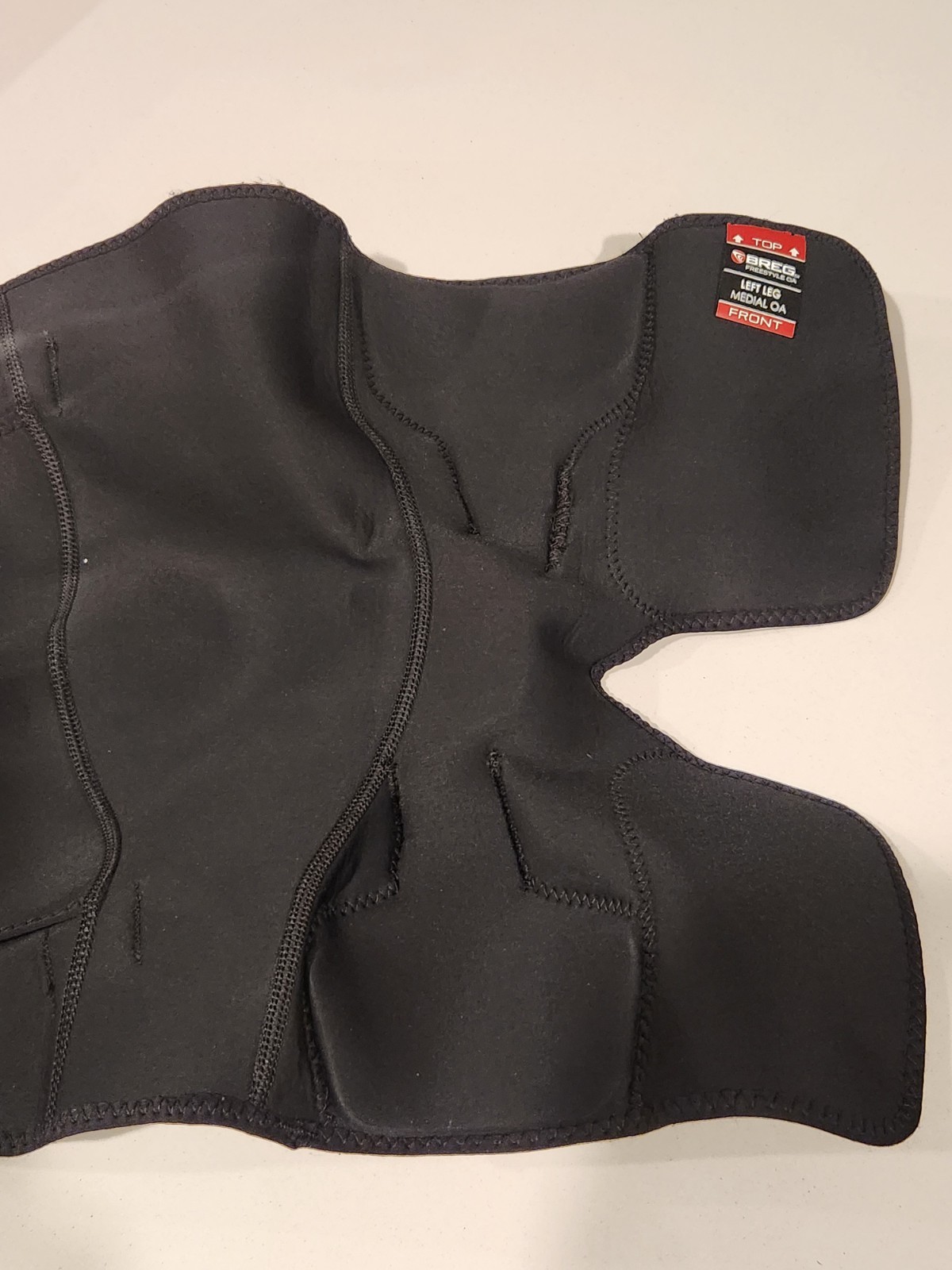 Breg Freestyle OA Medial Knee Brace – Left Leg, Medium – Osteoarthritis Support