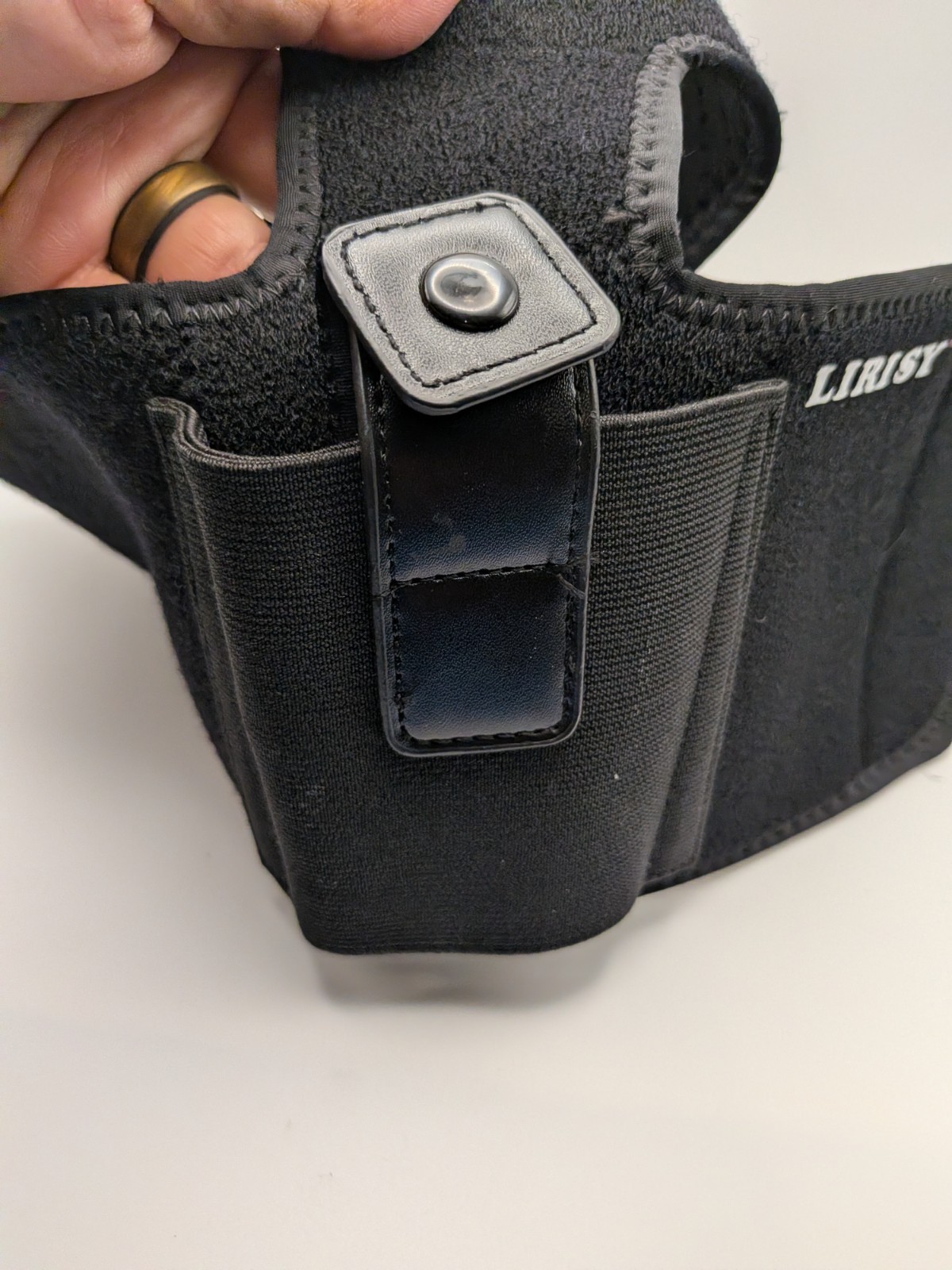 LIRISY Adjustable Wrist Brace for Stabilization, Black, One Size, Unisex