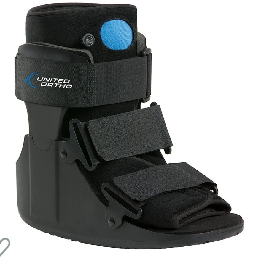 UNITED ORTHO Short Air Cam Walker Fracture Boot Black Fits Left or Right. M/L