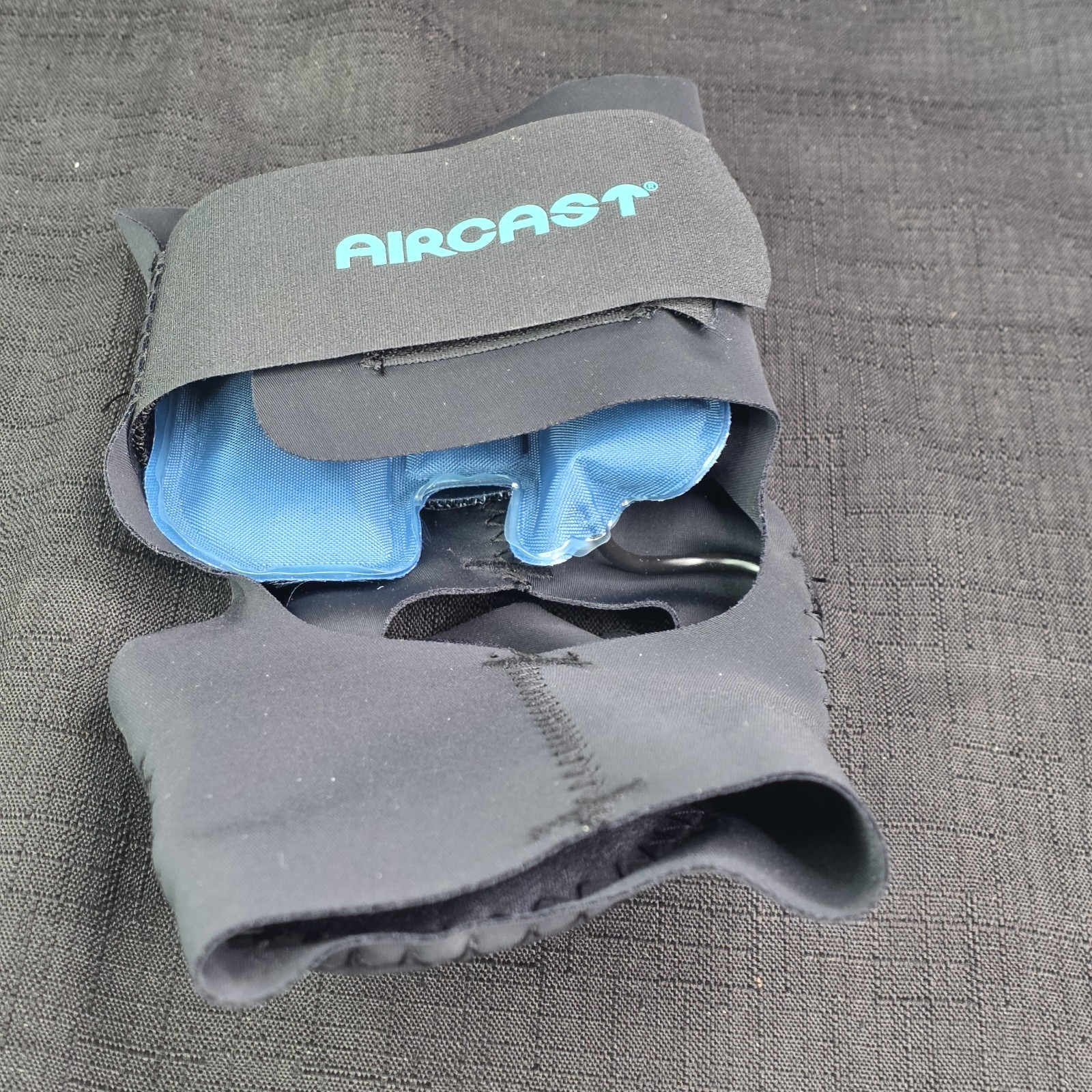 Aircast Airheel Ankle Support Brace Stabilizer – Medium – REF 09AM Black. New.