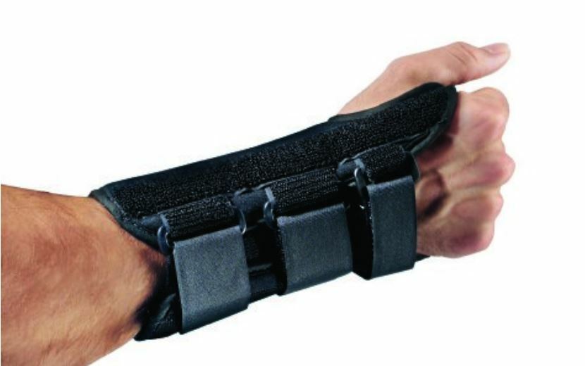PROCARE ComfortFORM Wrist Splint Aluminum Stay Foam Lycra Right Hand Black Small