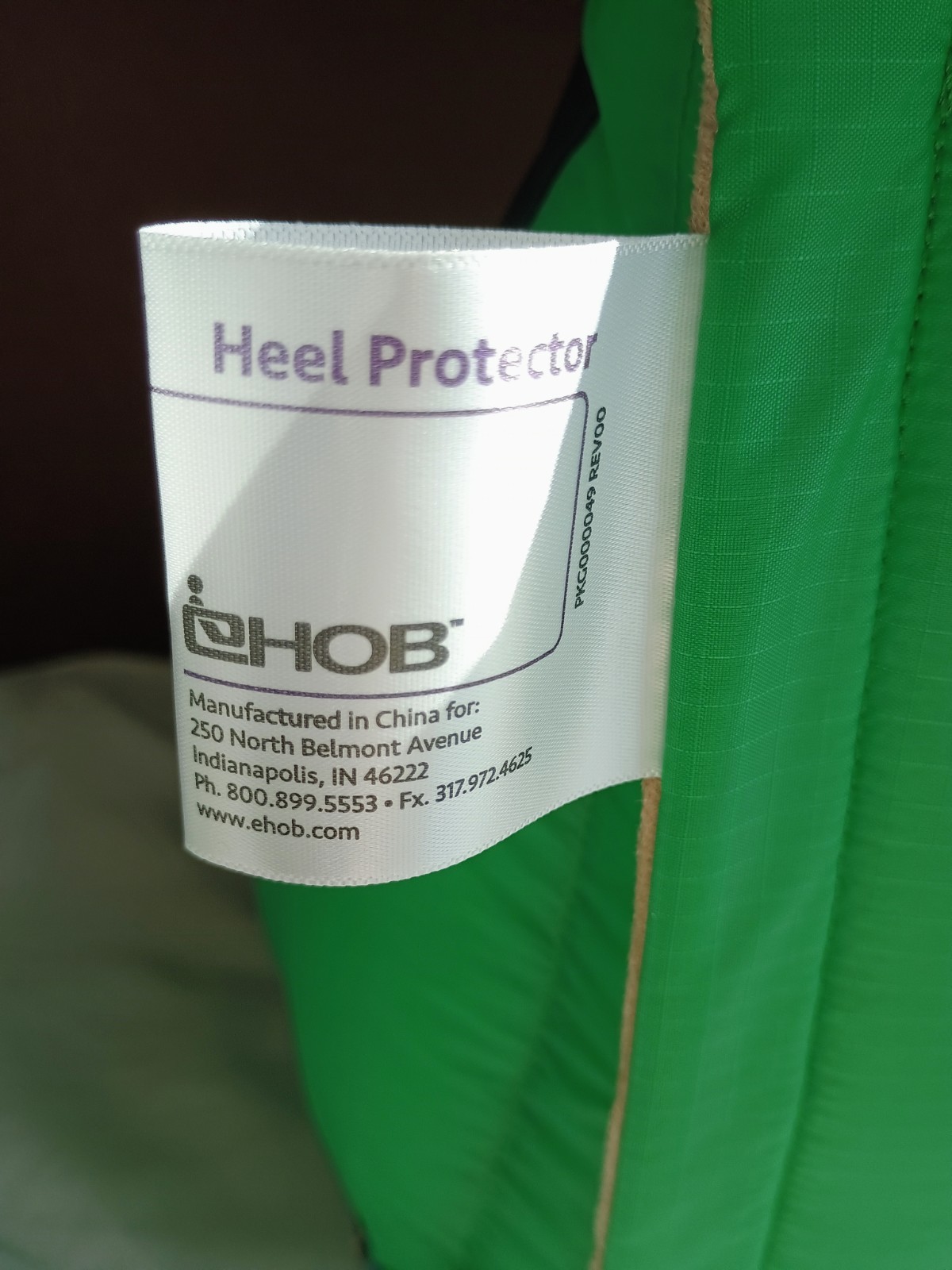 2 TruVue Lite Heel Protector with Wedge By EHOB Size Standard 13″-18″ TRUVUESD