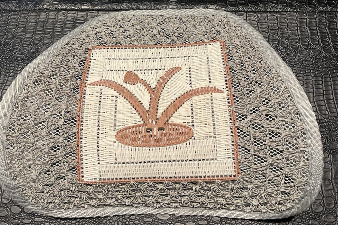 Elegant Mesh Back Support RARE Beige Woven Mesh Floral Back Support Office Car