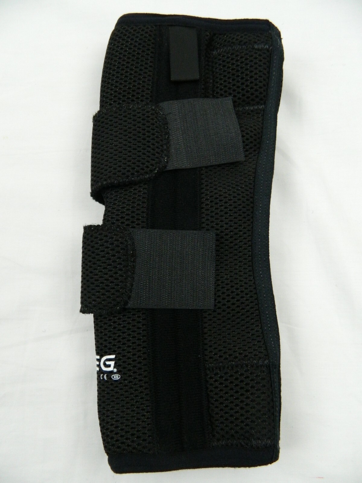 BREG 11051 X-SMALL XS LATERAL STABILIZER, AIRMESH, RIGHT KNEE BRACE 12″ – 15″