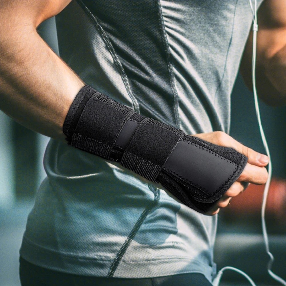 Wrist Brace Support Splint Carpal Tunnel Arthritis Sprain Pain Relief Left Right