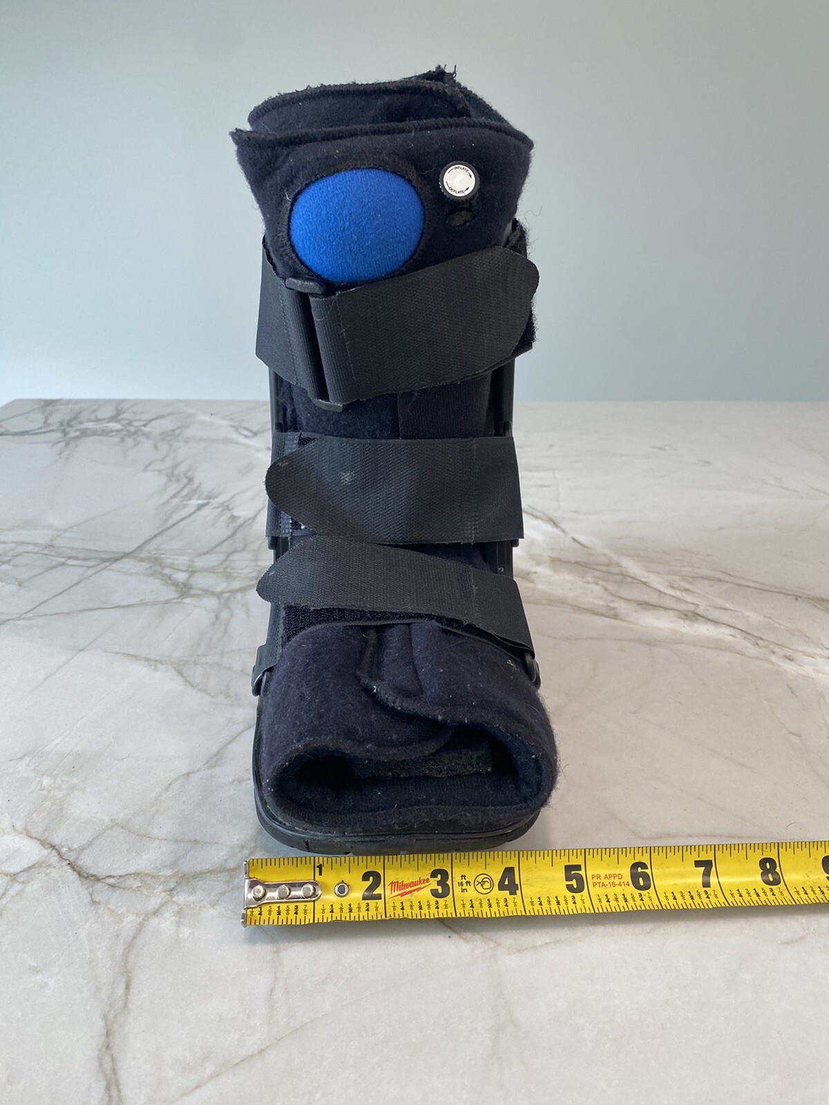 Short Hard Walking Boot Air Pump Size Medium Immobilizing Orthopedic Support