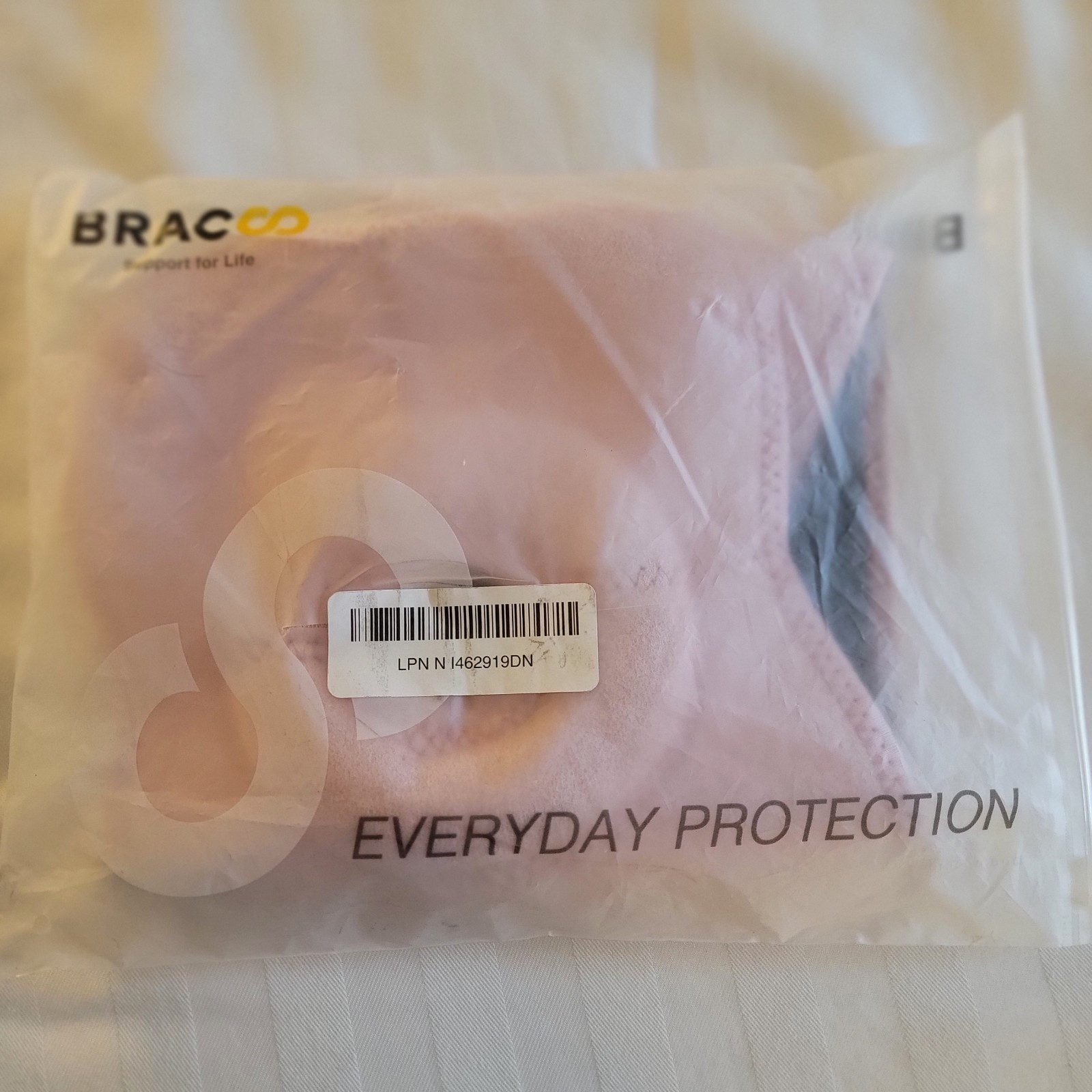 BracCo Knee Fukcrum Wrap, New, Model KS10, Pink
