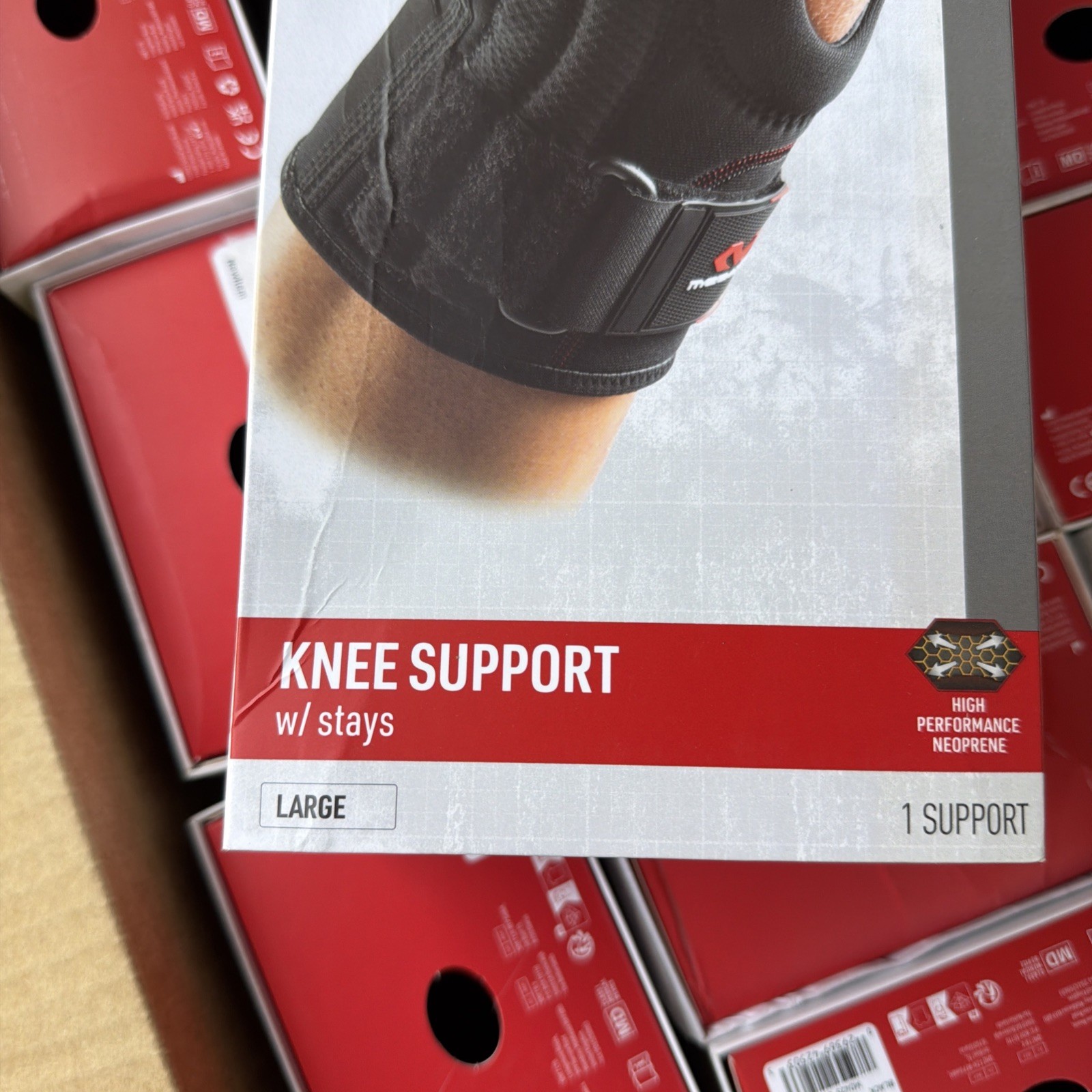 Mcdavid Level 2 Knee support w/ stays size large 15-16”